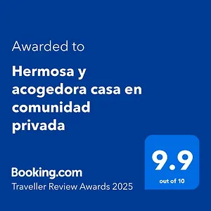 Сasa de vacaciones Hermosa Y Acogedora Casa En Privada